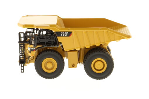 Cat Diecast 793F Mining Truck 85518 1:125 scale - Image 7