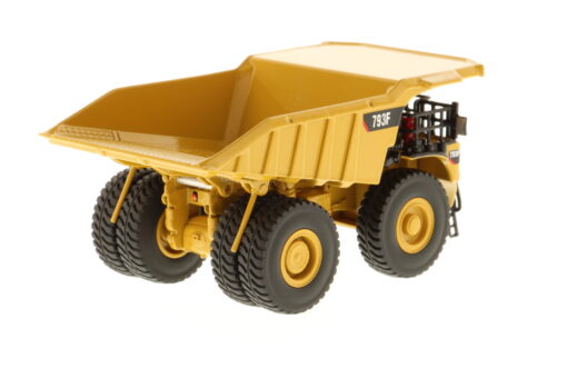 Cat Diecast 793F Mining Truck 85518 1:125 scale - Image 4