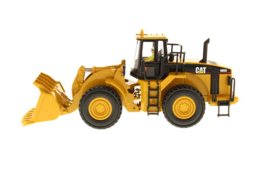 Cat Diecast 980G Wheel Loader 85027C - Image 4