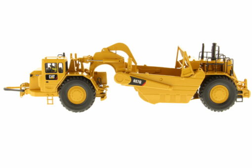 Cat Diecast 657G Wheel Tractor Scraper 85175C - Image 4