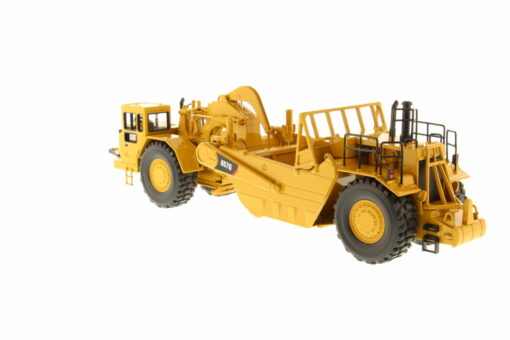 Cat Diecast 657G Wheel Tractor Scraper 85175C - Image 3
