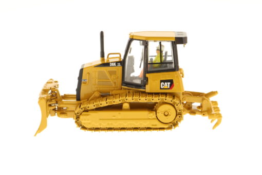 Cat Diecast D6K XL Track-Type Tractor 85192C - Image 7