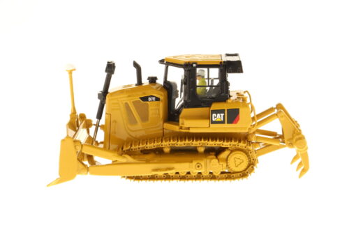 Cat Diecast D7E Track-Type Tractor 85224C - Image 7