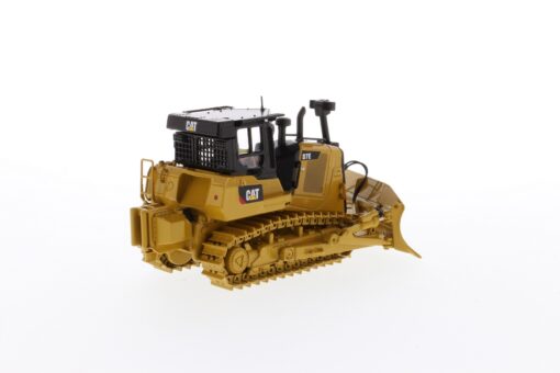 Cat Diecast D7E Track-Type Tractor Pipeline Configuration 85555 - Image 4