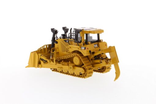 Cat Diecast D8T Track-Type Tractor with 8U Blade 85566 - Image 6