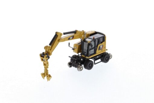 Cat Diecast M323F Railroad Wheeled Excavator 85656 1:87 scale - Image 2