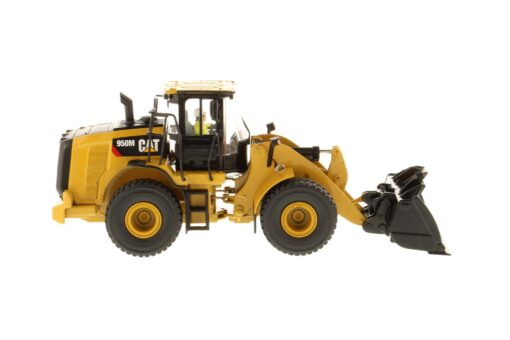 Cat Diecast 950M Wheel Loader 85914 - Image 3