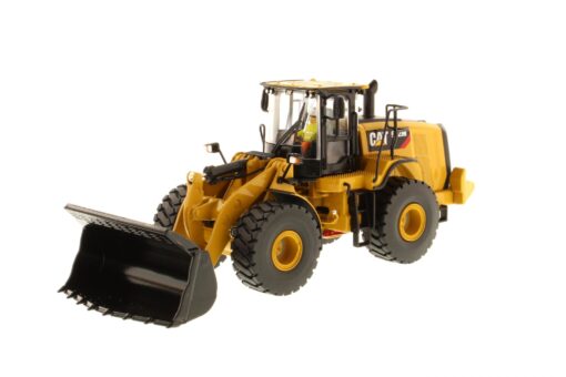 Cat Diecast 972M Wheel Loader 85927 - Image 8