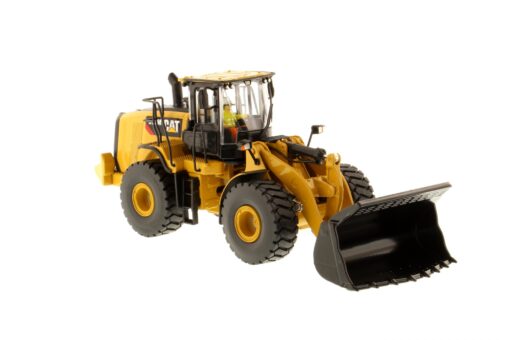 Cat Diecast 972M Wheel Loader 85927 - Image 2