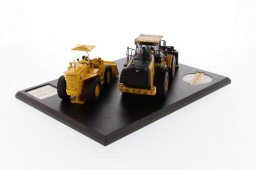 Cat Diecast 966A Wheel Loader & 966M Wheel Loader 85558 - Image 5