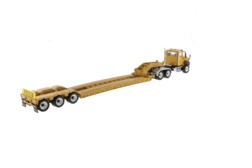 Cat Diecast CT660 DayCab with XL120 Trailer 85503C - Image 4