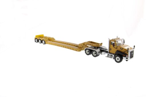 Cat Diecast CT660 DayCab with XL120 Trailer 85503C - Image 2