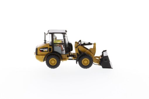 Cat Diecast 906M Compact Wheel Loader 85557 - Image 3