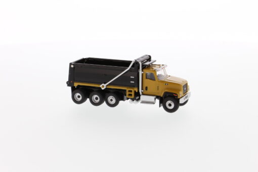 Cat Diecast CT681 Dump Truck 85514 1:87 scale - Image 4