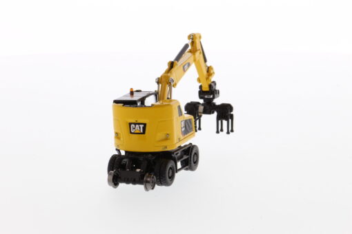 Cat Diecast M323F Railroad Wheeled Excavator 85612 1:87 scale - Image 8