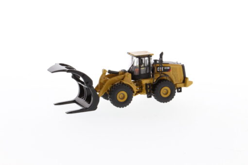 Cat Diecast 972M Wheel Loader with Log Forks 85950 1:87 scale - Image 14