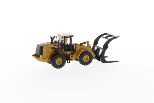 Cat Diecast 972M Wheel Loader with Log Forks 85950 1:87 scale - Image 6