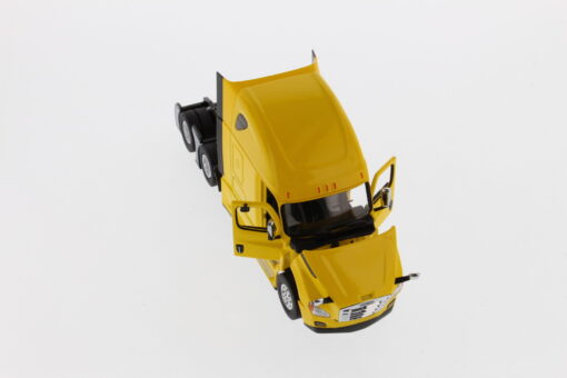 Freightliner 1:50 Diecast New Cascadia Yellow 71031 - Image 2