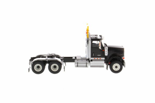 International 1:50 Diecast HX520 SF Black Tandem Prime Mover Tractor Truck 71003 - Image 3