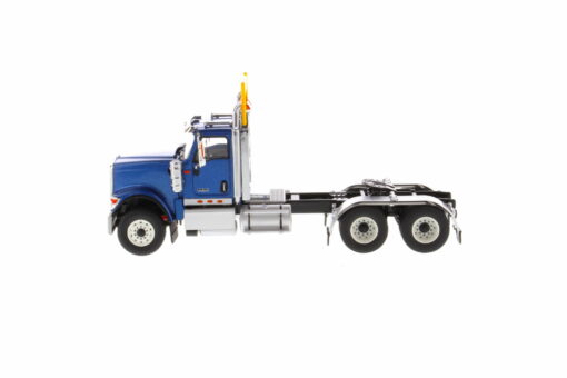 International 1:50 Diecast HX520 SF Blue Tandem Prime Mover Tractor Truck 71004 - Image 7