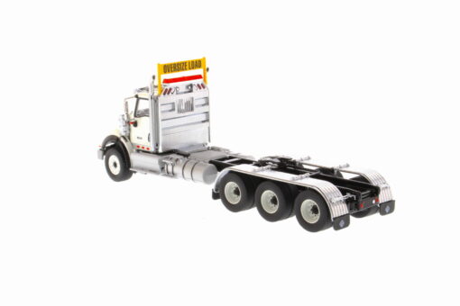 International 1:50 Diecast HX620 SB White Tridem Prime Mover Tractor Truck 71007 - Image 6