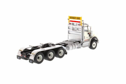 International 1:50 Diecast HX620 SB White Tridem Prime Mover Tractor Truck 71007 - Image 4