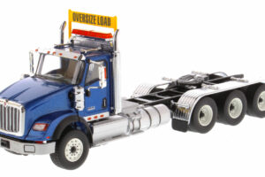 International 1:50 Diecast HX620 SB Blue Tridem Prime Mover Tractor Truck 71010