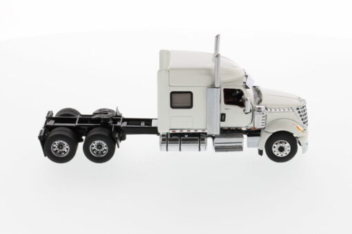 International 1:50 Diecast LoneStar Sleeper White Tandem Prime Mover Tractor Truck 71024 - Image 6