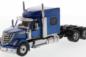 International 1:50 Diecast LoneStar Sleeper Metallic Blue Tandem Prime Mover Tractor Truck 71026
