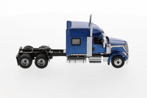International 1:50 Diecast LoneStar Sleeper Metallic Blue Tandem Prime Mover Tractor Truck 71026 - Image 6