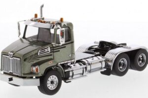Western Star 1:50 Diecast 4700 SB Metallic Green Tandem Prime Mover Tractor Truck 71038