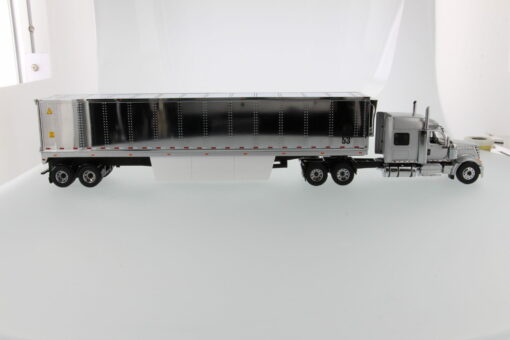 International 1:50 Diecast LoneStar Sleeper with 53' Refrigerated Van - Silver truck + Silver chrome plated cargo van 71043 - Image 10