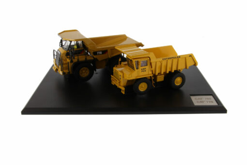 Cat Diecast 769 & 770 Off Highway Truck 85562 Evolution Series