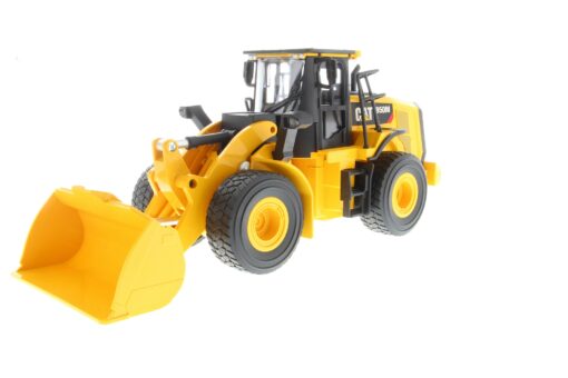 Cat Remote Controlled 950M Wheel Loader 1:24 scale 25003 Australian Shipping Only - Image 8