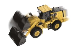 Cat Remote Controlled 950M Wheel Loader 1:24 scale 25003 Australian Shipping Only