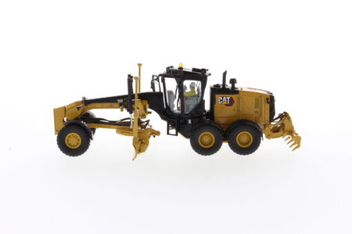 Cat Diecast 150 Motor Grader 85667 - Image 14