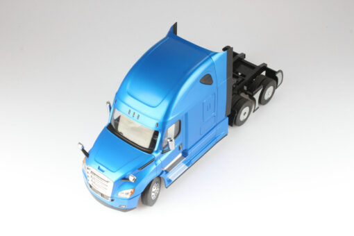 Freightliner 1:16 scale Remote Controlled Cascadia Truck 27006 Australian Shipping Only - Image 8