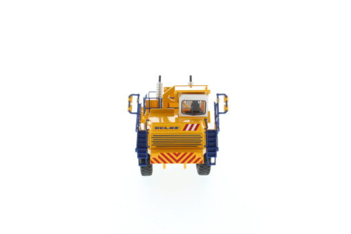 Diecast BELAZ 74470 Medium Recovery tractor - Image 8