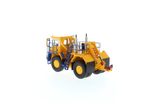 Diecast BELAZ 74470 Medium Recovery tractor - Image 5