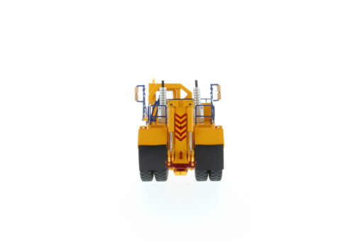 Diecast BELAZ 74470 Medium Recovery tractor - Image 4