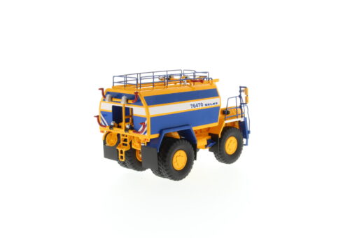 Diecast BELAZ 76470 Water Sprinkling Vehicle - Image 7