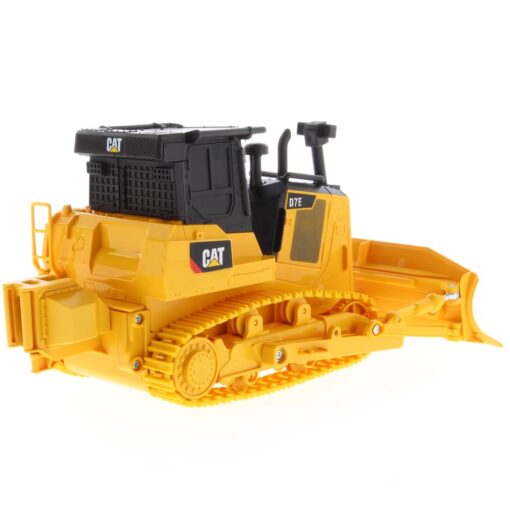 Cat 1:35 scale Remote Controlled D7E Track-Type Tractor 23002 - Image 7