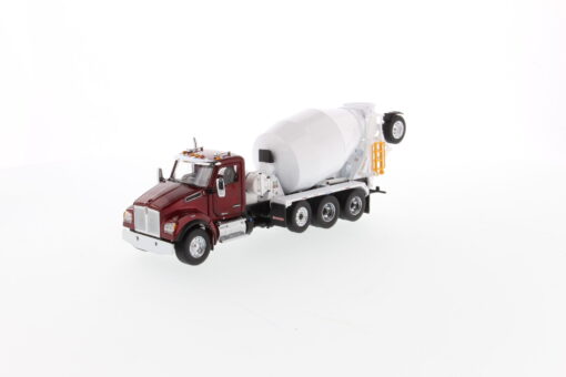 Kenworth 1:50 scale T880 Dump-Truck Radiant red SBFA with McNeilus BridgeMaster Mixer 71062 - Image 15