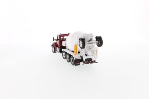 Kenworth 1:50 scale T880 Dump-Truck Radiant red SBFA with McNeilus BridgeMaster Mixer 71062 - Image 10