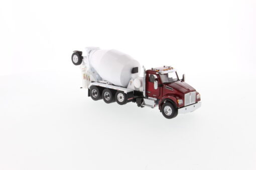 Kenworth 1:50 scale T880 Dump-Truck Radiant red SBFA with McNeilus BridgeMaster Mixer 71062 - Image 3