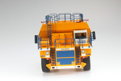 Diecast BELAZ 76135 Water Truck - Image 5