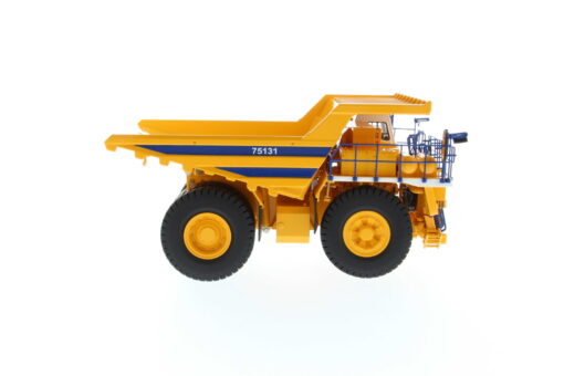 Diecast BELAZ 75131 Mine dump truck 130-136 Tonne - Image 3