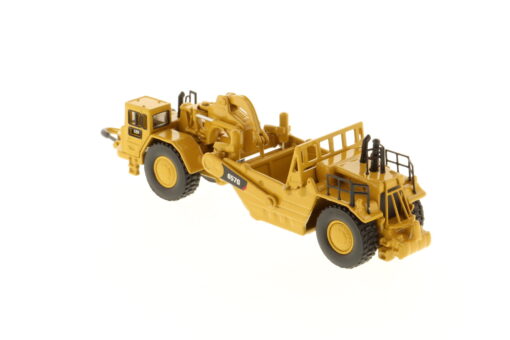 Cat Diecast 657G Tractor Scraper Highline Series 1:125 scale 85542 - Image 6