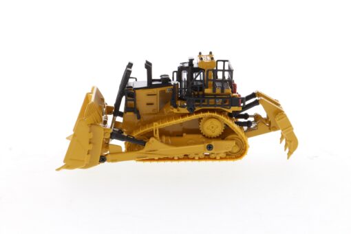 Cat Diecast D11 Track-Type Tractor Modern HEX 85659 1:87 scale - Image 7