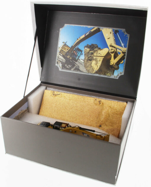 Cat Diecast Weathered 320F L Excavator 85701 - Image 22